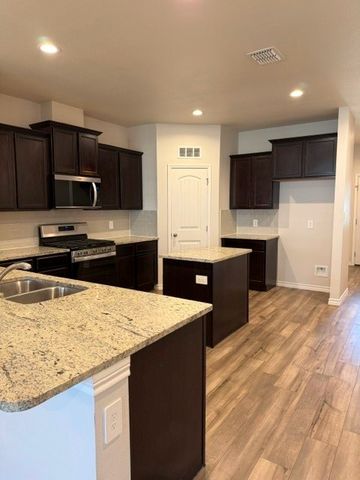 7709 Iron Man Dr, Corpus Christi, TX 78414