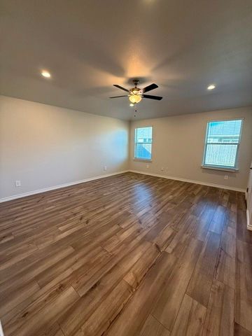 7709 Iron Man Dr, Corpus Christi, TX 78414