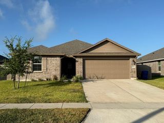 7709 Iron Man Dr, Corpus Christi, TX 78414