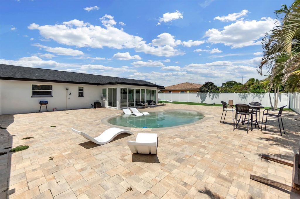 7221 15TH AVENUE DRIVE W, BRADENTON, FL 34209 — photo 3