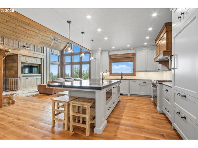 22001 Nw SELLERS Rd, Banks, OR 97106