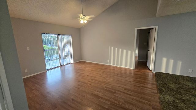 11205 W Atlantic Boulevard 305, Coral Springs, FL 33071