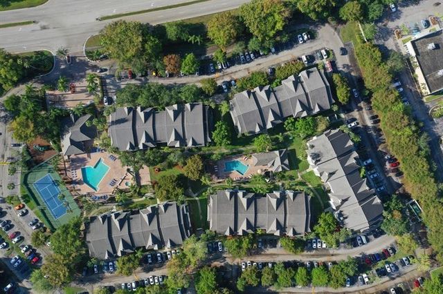 11205 W Atlantic Boulevard 305, Coral Springs, FL 33071