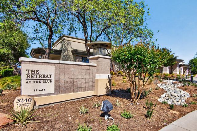 2056 Arlington Dr, Roseville, CA 95747