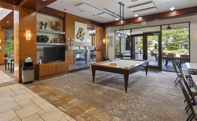 2056 Arlington Dr, Roseville, CA 95747