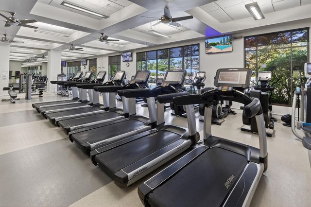 2056 Arlington Dr, Roseville, CA 95747