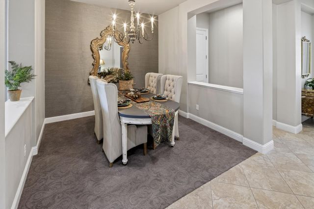 2056 Arlington Dr, Roseville, CA 95747