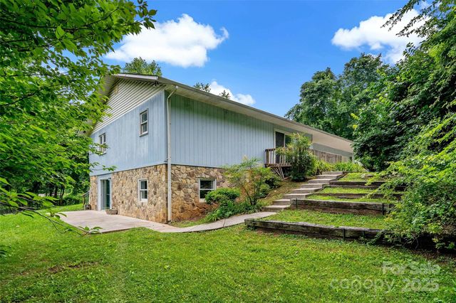 2526 Hankins Road, Marion, NC 28752