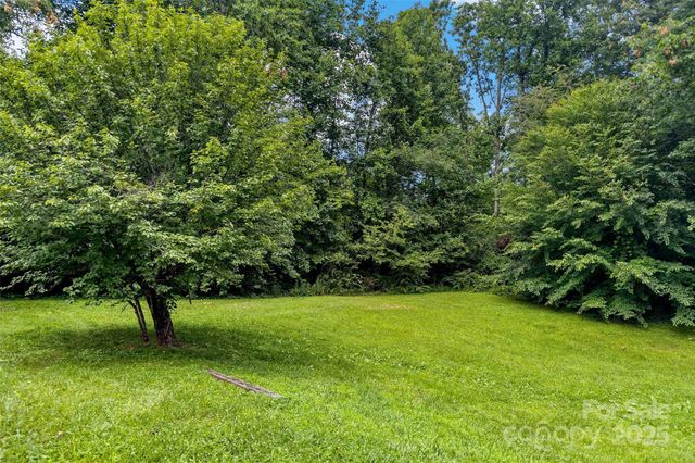 2526 Hankins Road, Marion, NC 28752