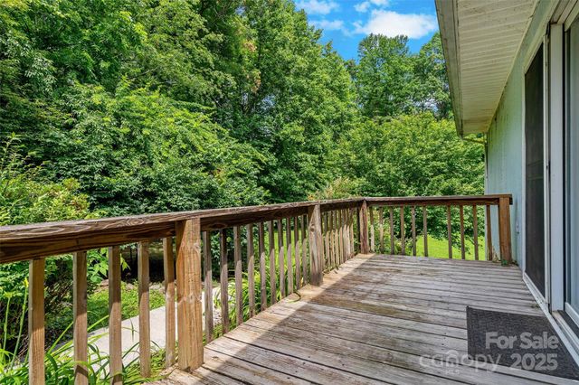 2526 Hankins Road, Marion, NC 28752