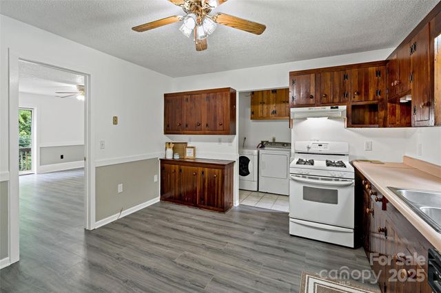 2526 Hankins Road, Marion, NC 28752