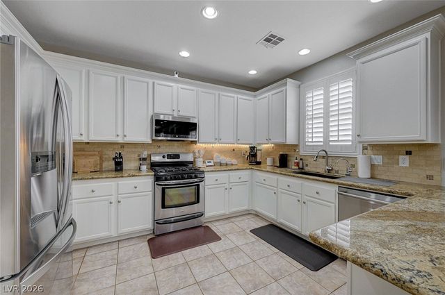 241 Living Springs Place, Henderson, NV 89012