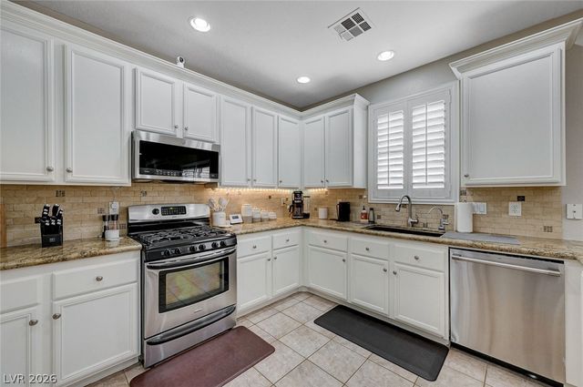 241 Living Springs Place, Henderson, NV 89012