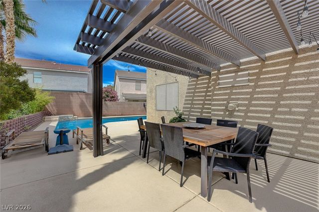 241 Living Springs Place, Henderson, NV 89012