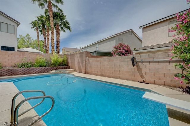 241 Living Springs Place, Henderson, NV 89012