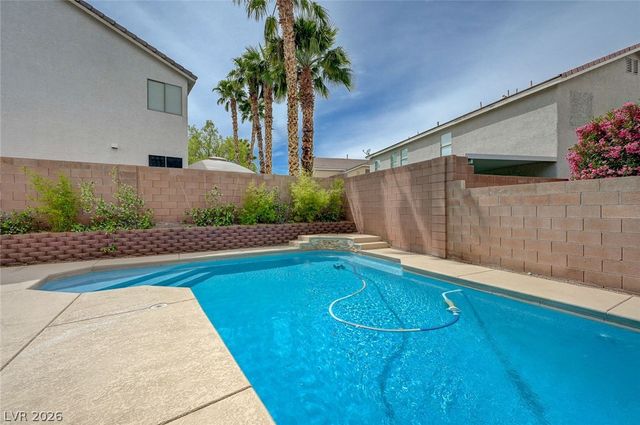 241 Living Springs Place, Henderson, NV 89012