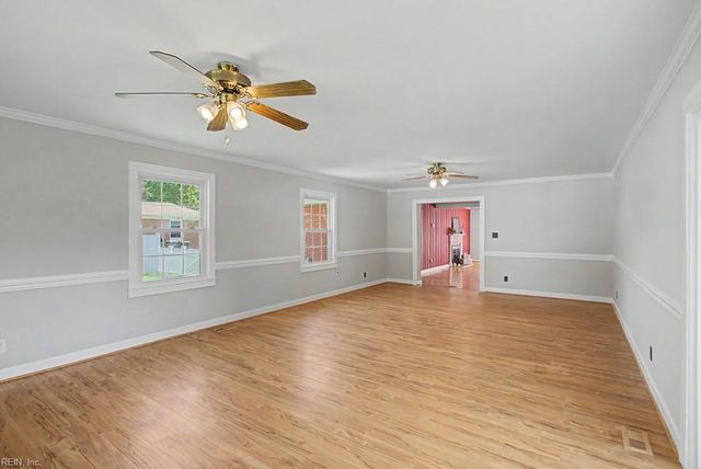 106 Crandol DR, Yorktown, VA 23693