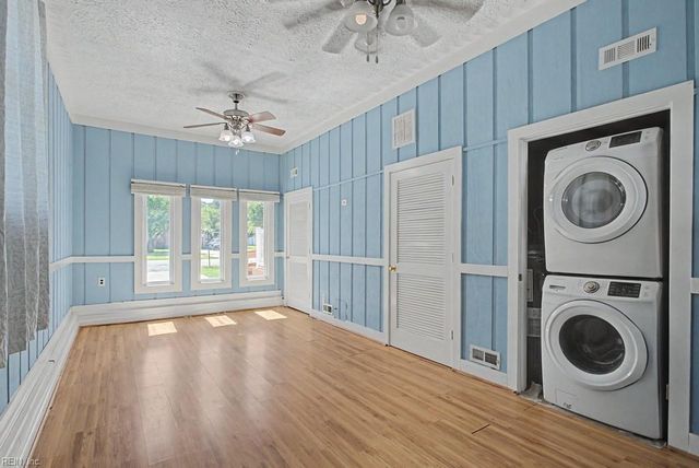 106 Crandol DR, Yorktown, VA 23693