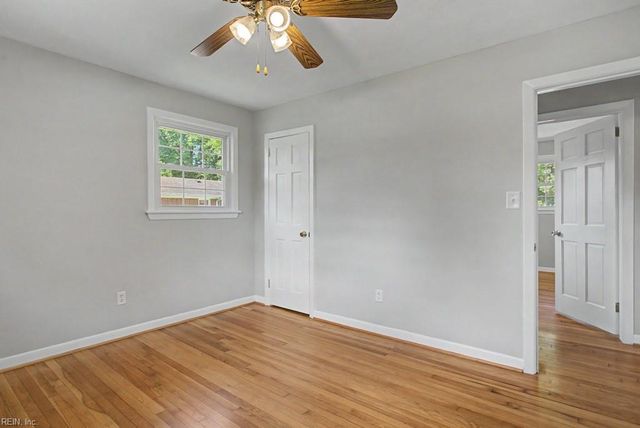 106 Crandol DR, Yorktown, VA 23693