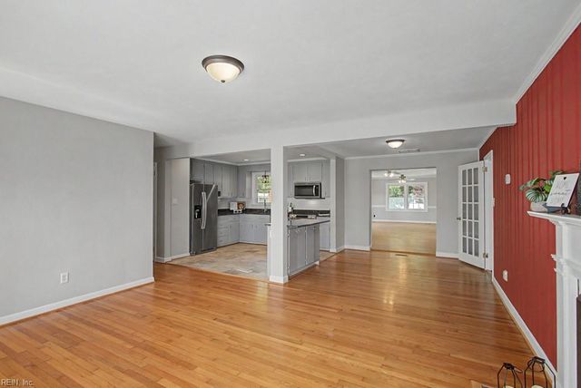 106 Crandol DR, Yorktown, VA 23693