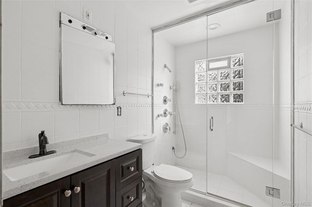 549 Woodbury Road, Cold Spring Harbor, NY 11724