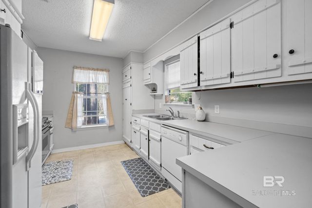 142 Michael Loop, Daphne, AL 36526