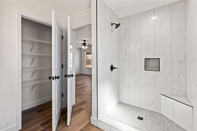 281 Cross Over Rd Road, Sevierville, TN 37876