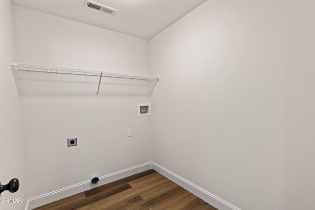 281 Cross Over Rd Road, Sevierville, TN 37876