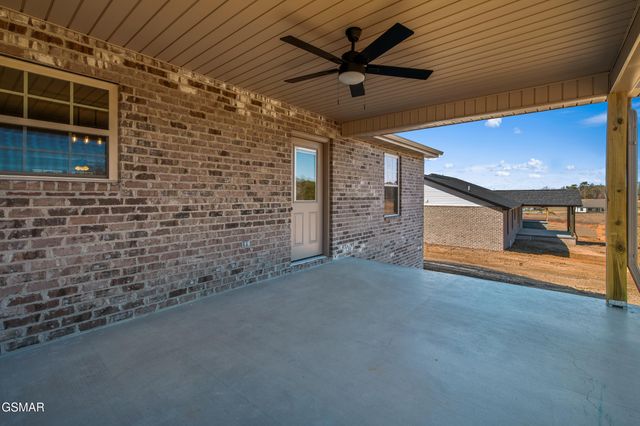 281 Cross Over Rd Road, Sevierville, TN 37876