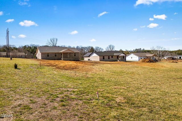 281 Cross Over Rd Road, Sevierville, TN 37876