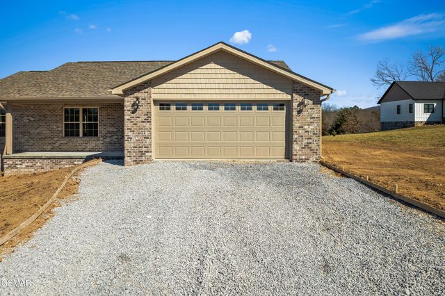 281 Cross Over Rd Road, Sevierville, TN 37876