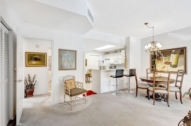 2915 Tuscany Court 102, Palm Beach Gardens, FL 33410