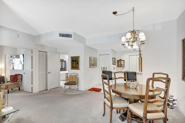 2915 Tuscany Court 102, Palm Beach Gardens, FL 33410