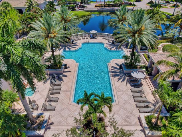 2915 Tuscany Court 102, Palm Beach Gardens, FL 33410