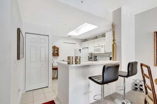 2915 Tuscany Court 102, Palm Beach Gardens, FL 33410