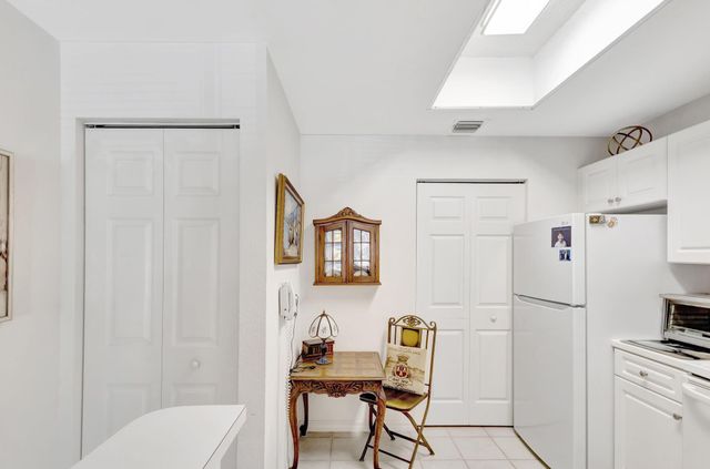 2915 Tuscany Court 102, Palm Beach Gardens, FL 33410