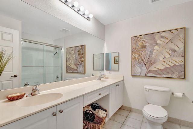 2915 Tuscany Court 102, Palm Beach Gardens, FL 33410