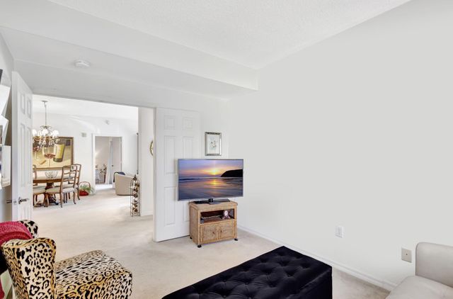 2915 Tuscany Court 102, Palm Beach Gardens, FL 33410