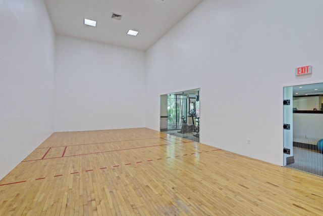 2915 Tuscany Court 102, Palm Beach Gardens, FL 33410