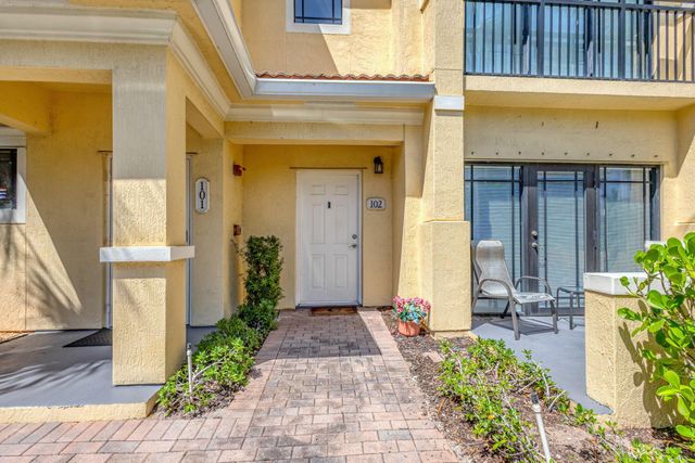 2915 Tuscany Court 102, Palm Beach Gardens, FL 33410
