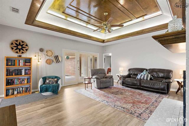 1510 BENTWOOD DRIVE, Iowa Park, TX 76367