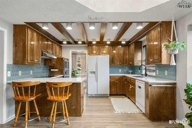 1510 BENTWOOD DRIVE, Iowa Park, TX 76367