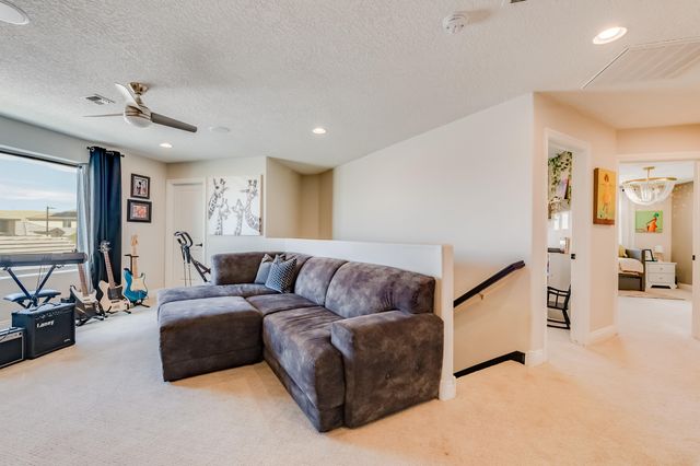 1608 Mammoth Way NW, Albuquerque, NM 87120
