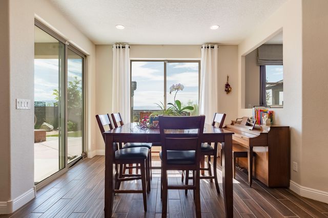 1608 Mammoth Way NW, Albuquerque, NM 87120