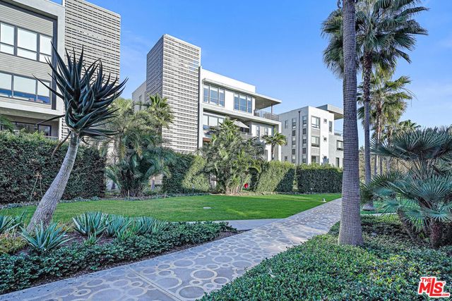 5827 Meadowlark Place 3, Playa Vista, CA 90094