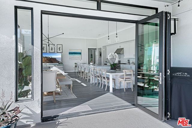 5827 Meadowlark Place 3, Playa Vista, CA 90094