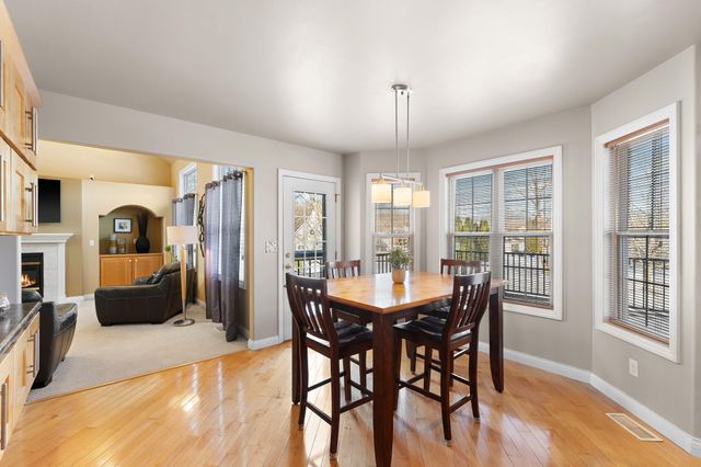 3204 Clairborne Crossing, Valparaiso, IN 46385