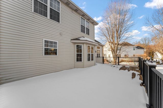 3204 Clairborne Crossing, Valparaiso, IN 46385