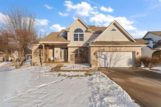 3204 Clairborne Crossing, Valparaiso, IN 46385