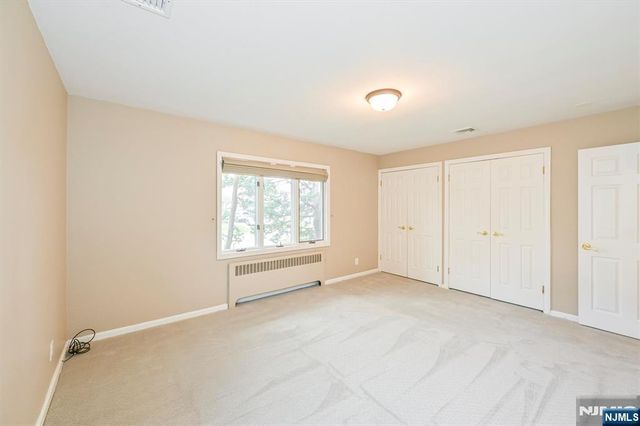 520 Hamilton Avenue, Hasbrouck Heights, NJ 07604